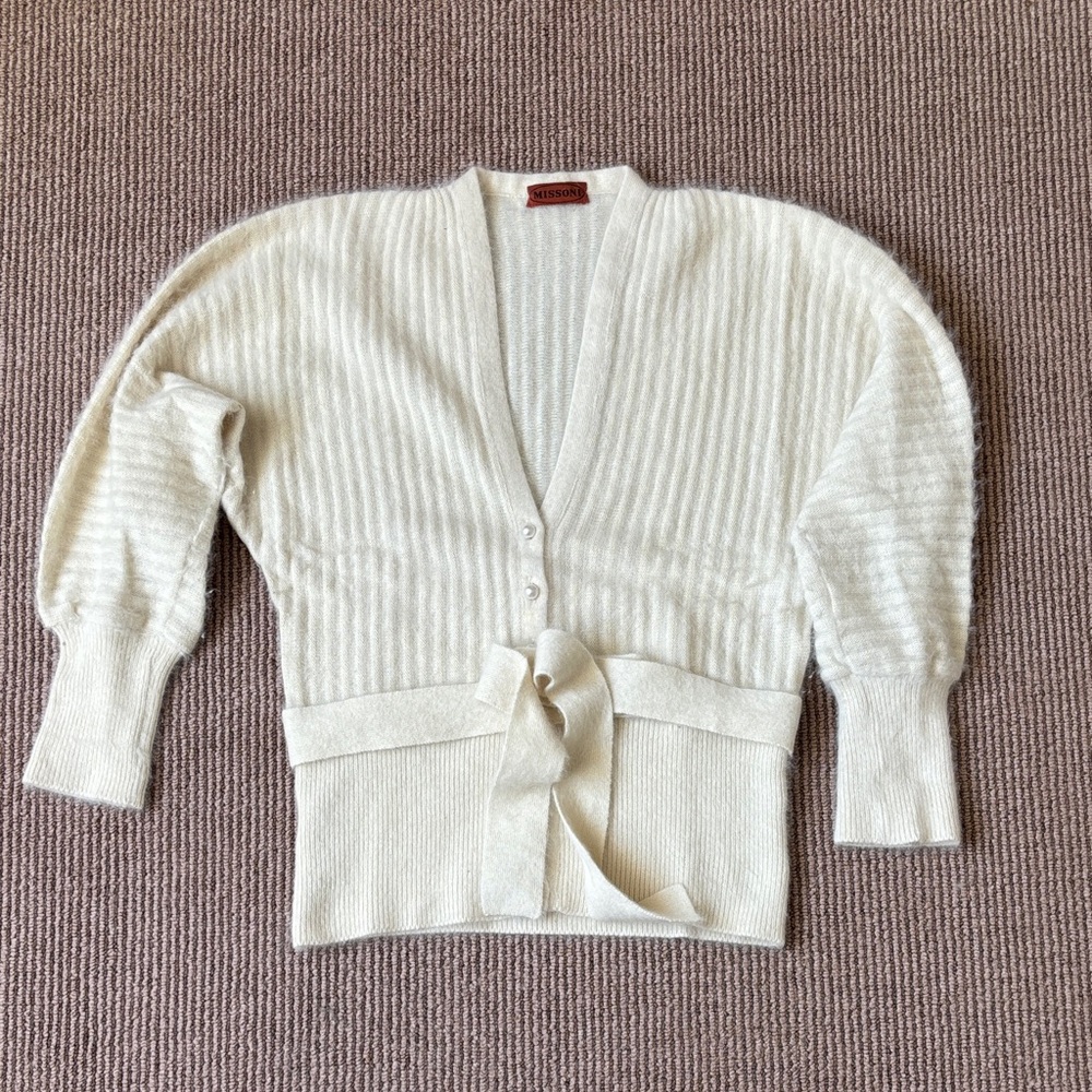 Vintage Missoni Cream belt waist Ribbed Cardigan with pearl buttons